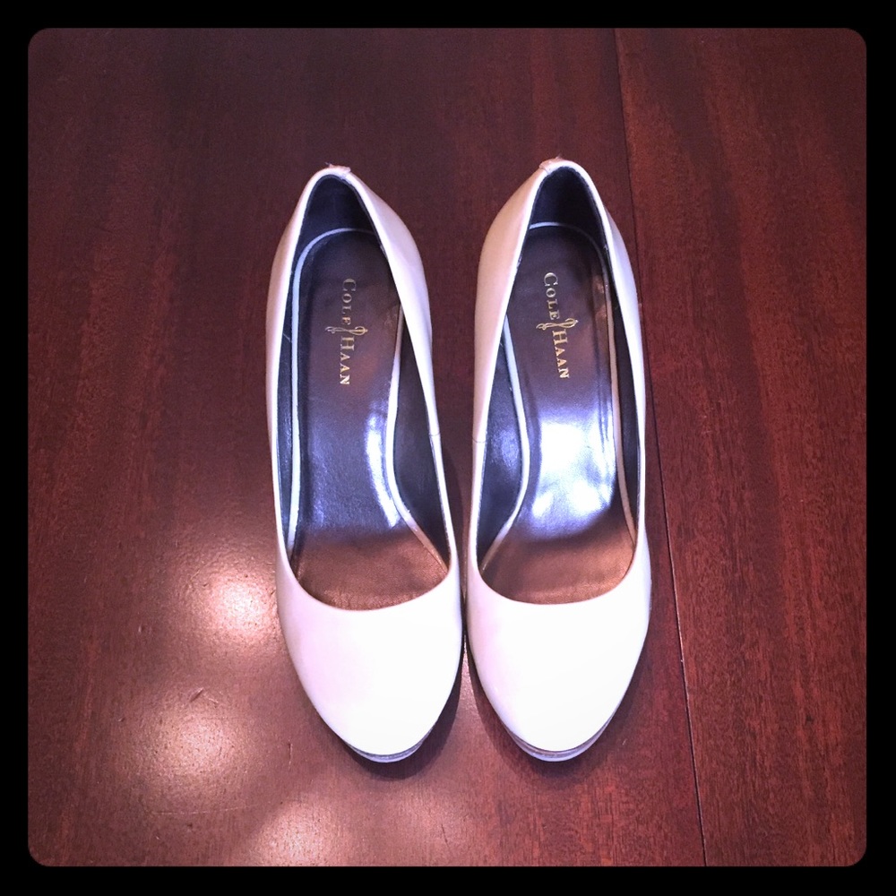 Cole Haan Nude/Tan Patent Leather Wedges